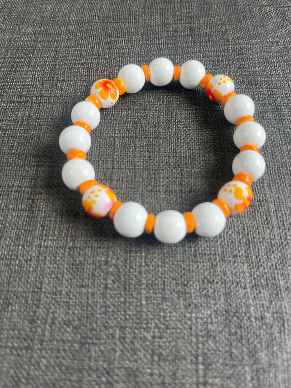 White and Orange Floral Beaded Stretch Bracelet
